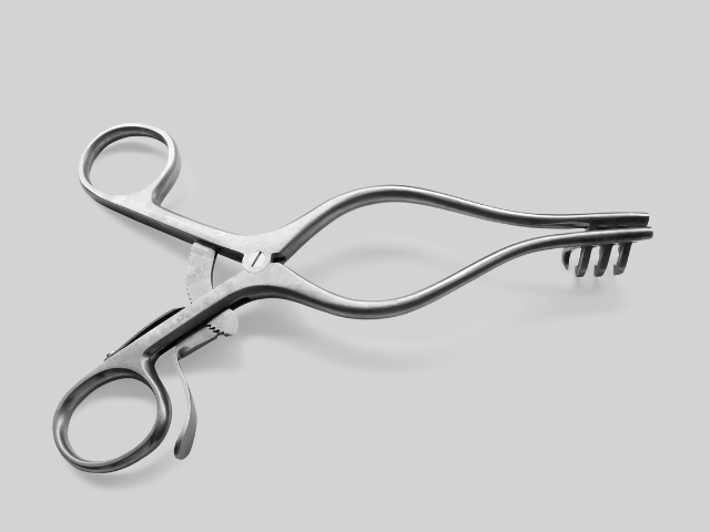 medical retractor