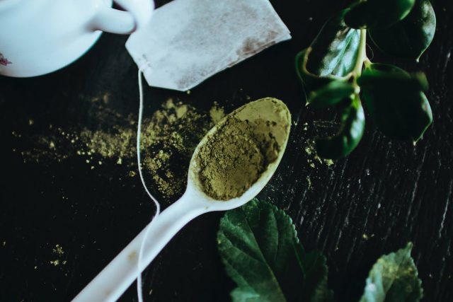 yellow borneo kratom tea